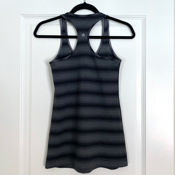 Lululemon Cool Racerback - Size 6 (or 4?) - Picture 6 of 7